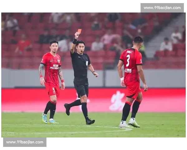 大反转!马宁 3 红牌真相:印尼队这举动触底线,亚足联该重罚 大反转!马宁 3 红牌真相:印尼队这举动触底线,亚足联该重罚